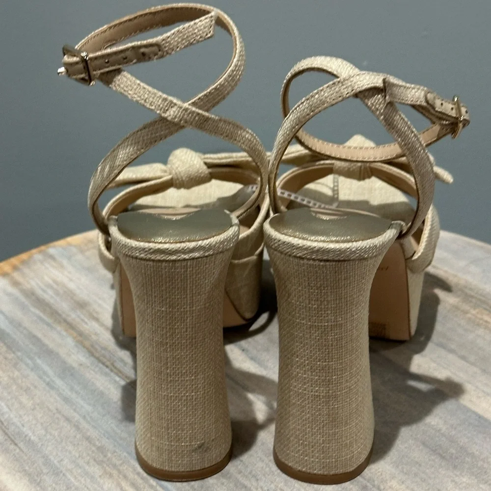 Antonio Melani Bindi Raffia Bow Platform Bow Sandals  size 9M New with tags